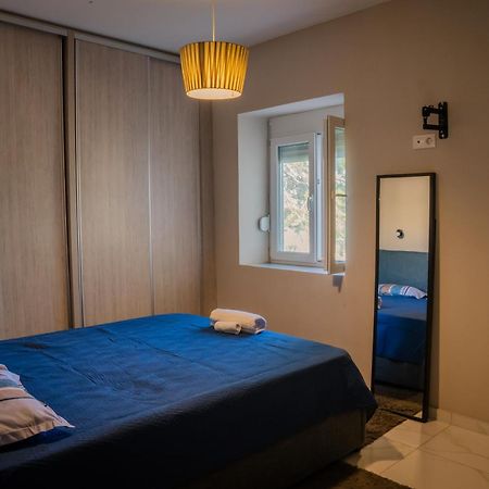 Oliana'S Luxury House Apartamento Mantouki Exterior foto