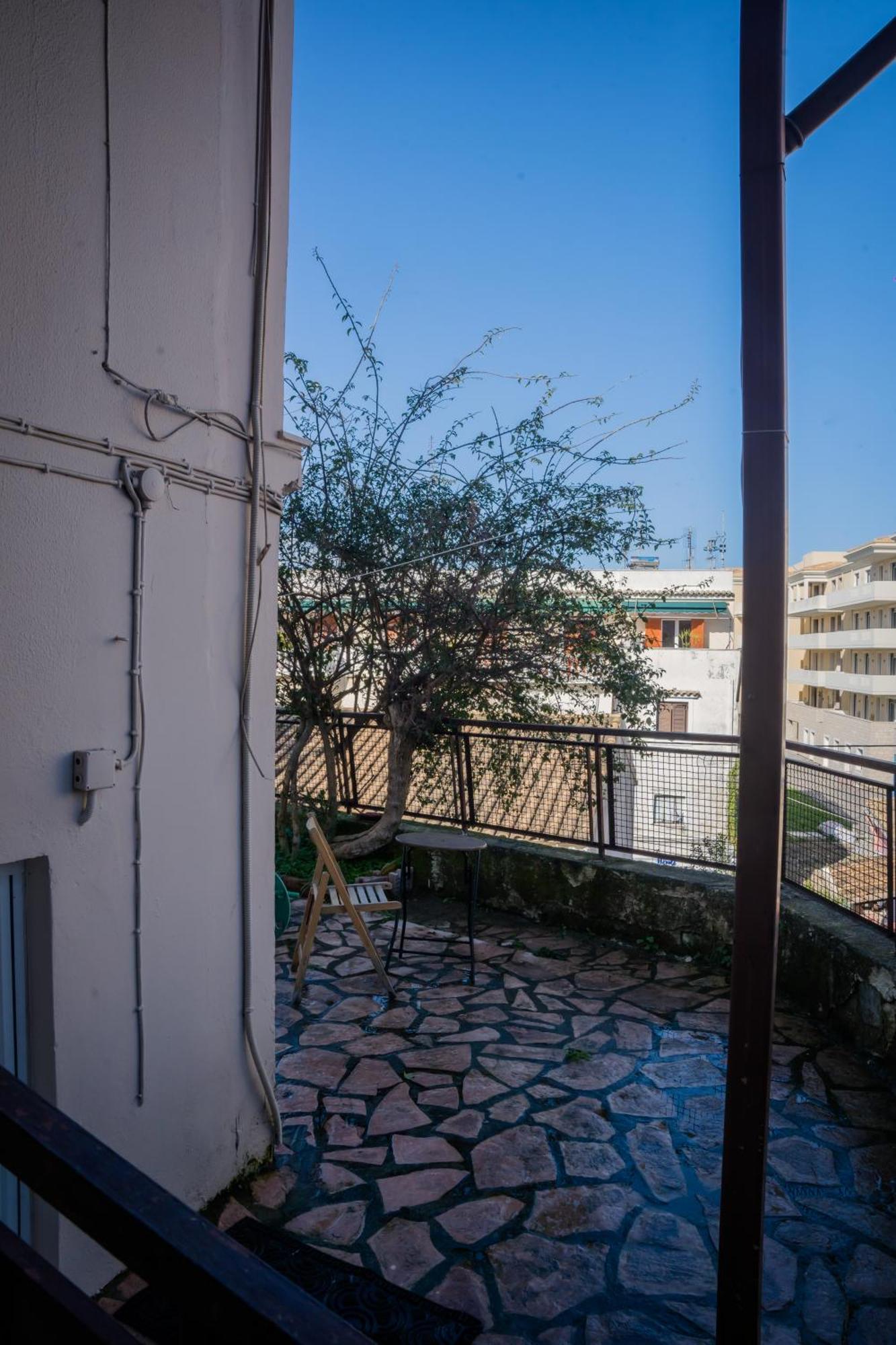 Oliana'S Luxury House Apartamento Mantouki Exterior foto